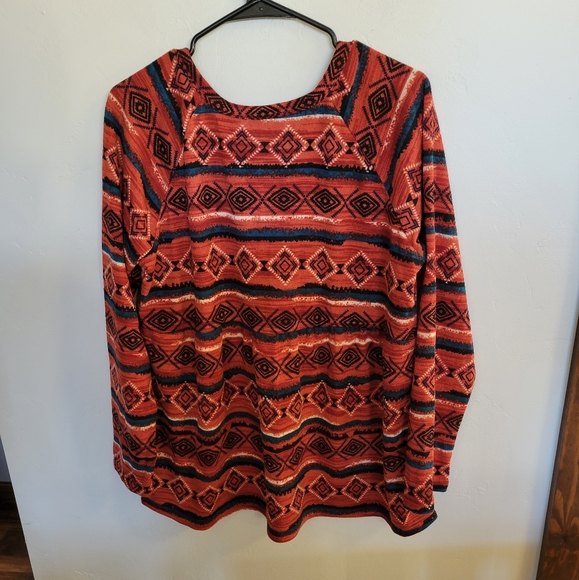 NWOT Geometric Print Baby Doll Top - Picture 2 of 6